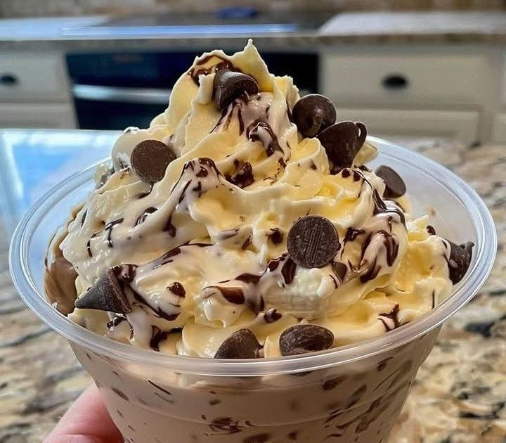High-Protein Low-Carb Chocolate Chip Fat-Bomb Fluff