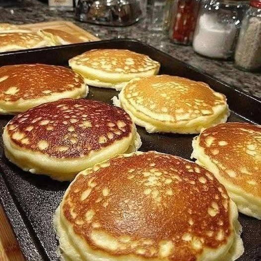 Fluffy Low-Carb Protein Pancakes