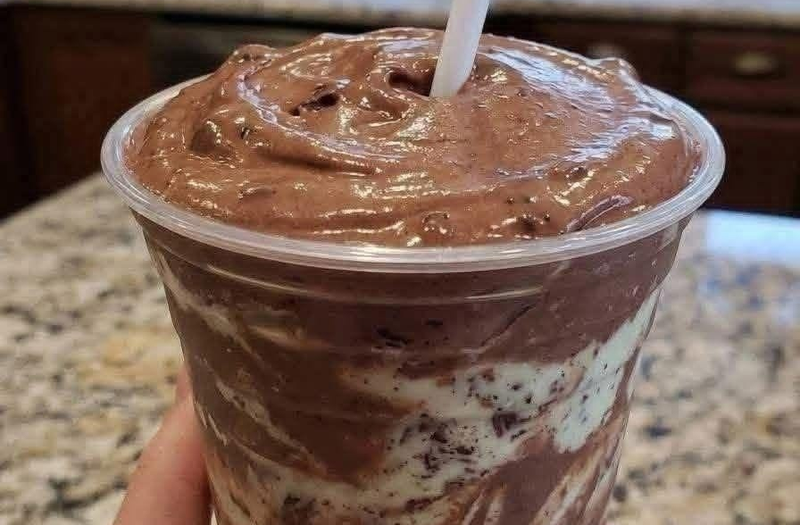Low-Carb Chocolate Peanut Butter Cloud