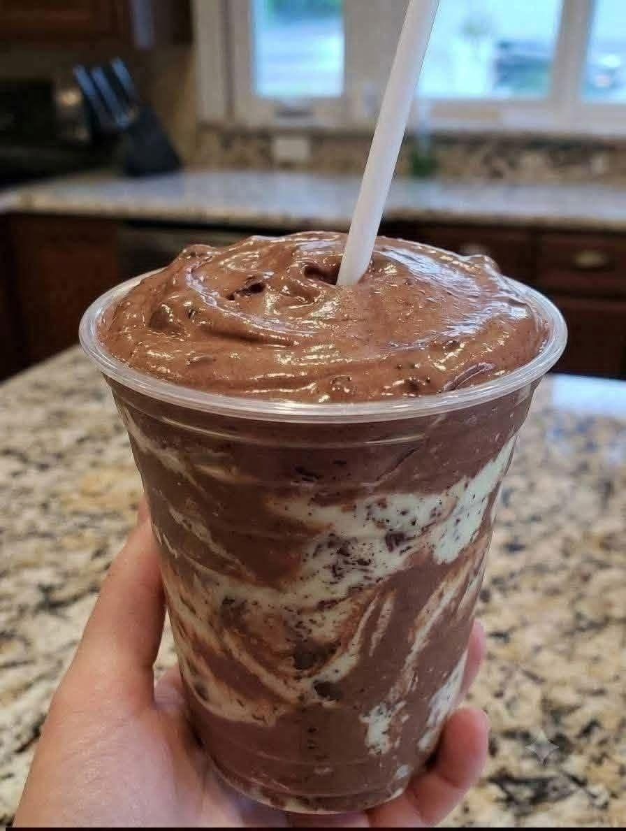 Low-Carb Chocolate Peanut Butter Cloud