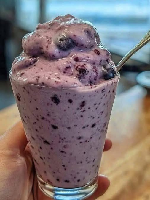 High-Protein Blueberry Yogurt Whip