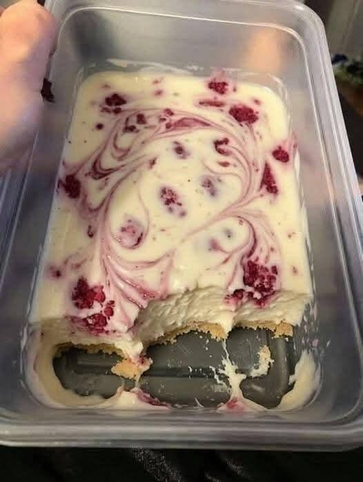 High-Protein Raspberry Cheesecake Dessert
